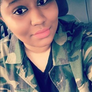 Meet your Posher, Kourtney